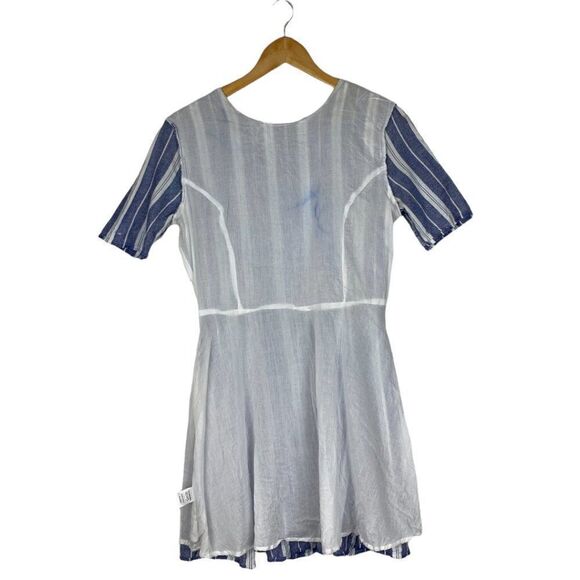 Tularosa women's Blue & White Striped Short Sleeve Fit And Flare Iris Dress US M - Picture 4 of 12